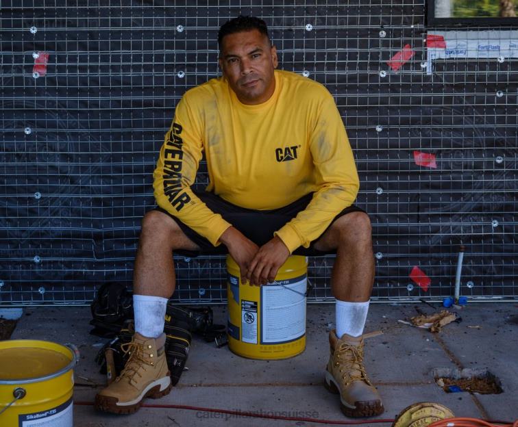 Caterpillar t-shirt à manches longues à bannière de marque camouflage de nuit Hommes 0T2P8226 | hauts et vêtements d\'extérieur